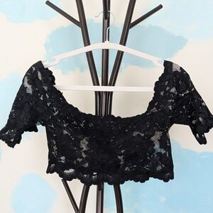 Original Owner - Vintage Victoria's Secret black lace crop top- size M/L